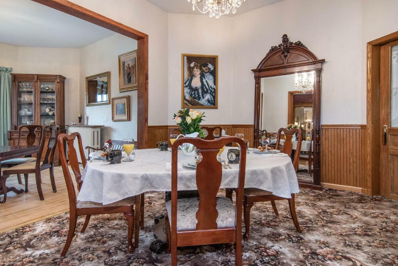 The Lamplighter Bed & Breakfast Of Лудингтън Екстериор снимка