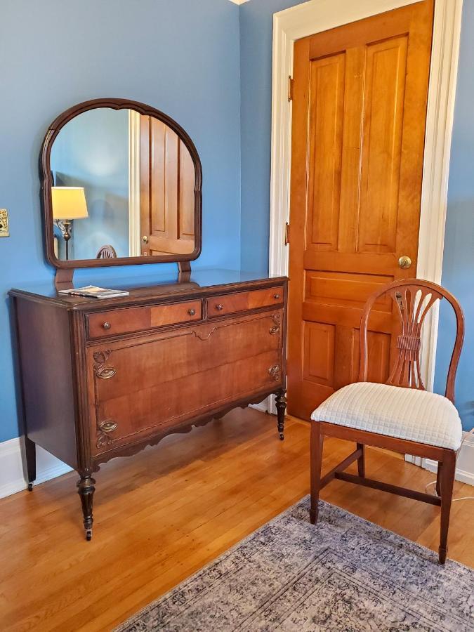 The Lamplighter Bed & Breakfast Of Лудингтън Екстериор снимка